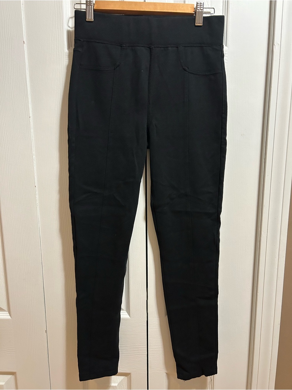 American Eagle Outfitters Black Slim Pull-On Pants